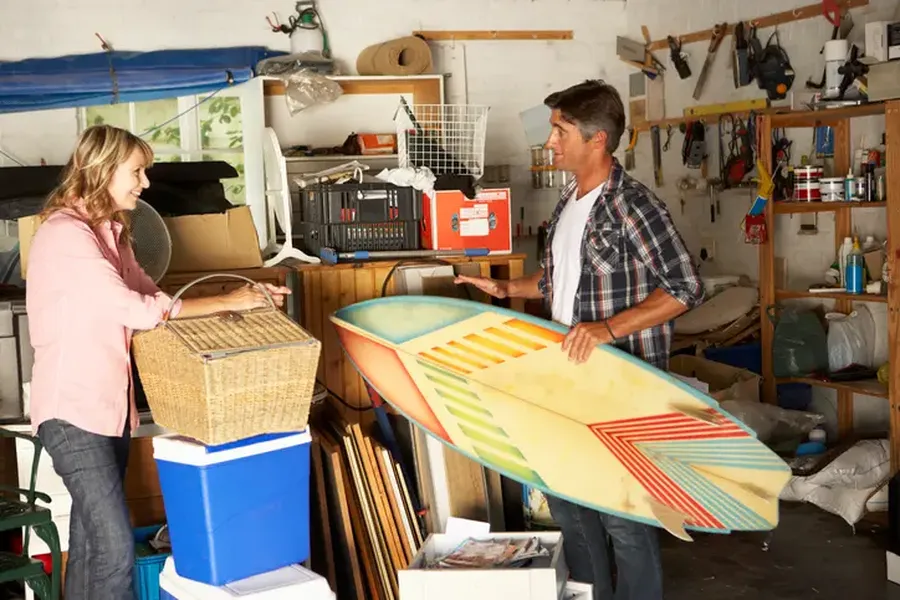Why Delaying A Garage Junk Removal Can Lead To Bigger Issues in Arizona City, AZ